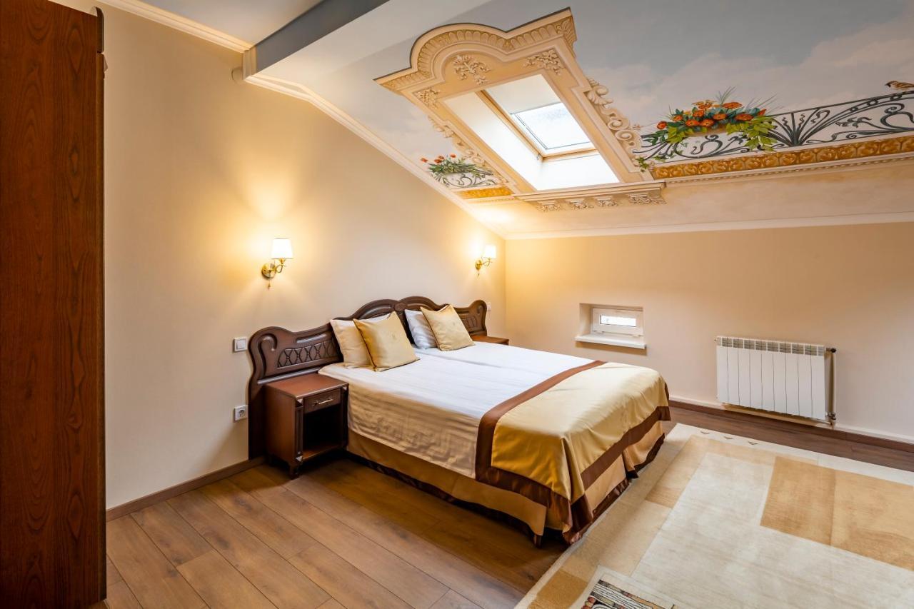Mini-Hotel Guest House Inn Lviv Exterior foto